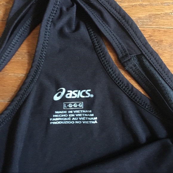ASICS running top - Picture 4 of 5